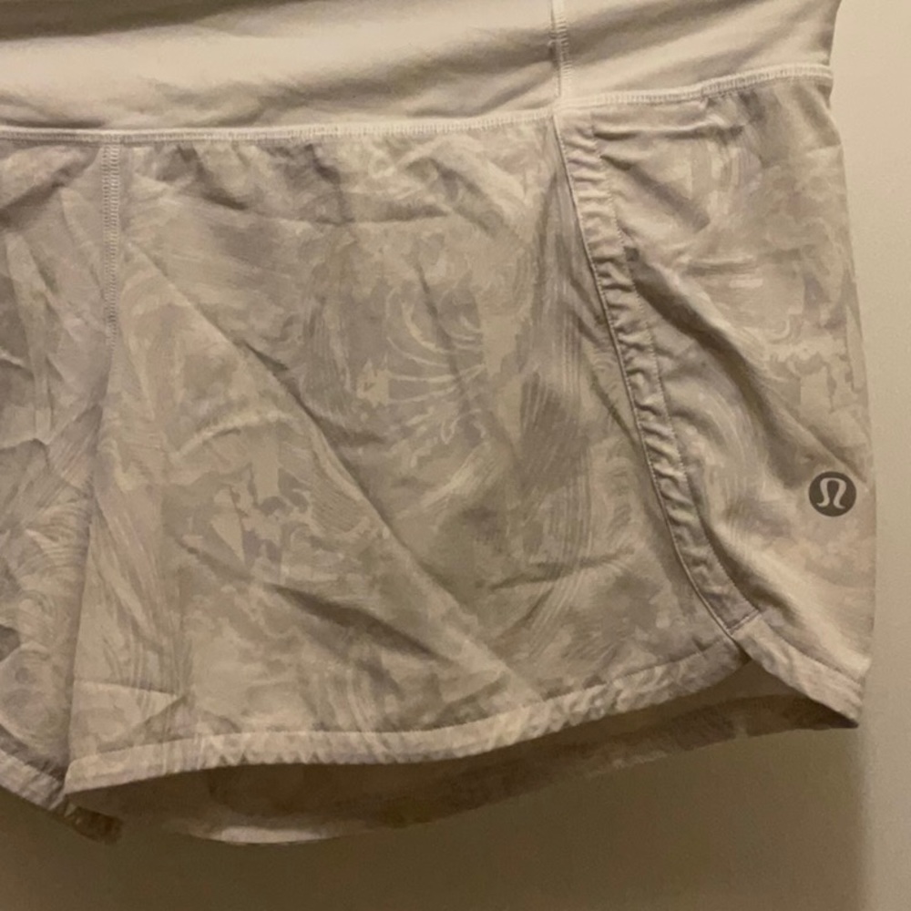 Lululemon Sports Shorts Size Large
